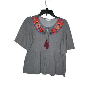 THML Women's Top Poplin Tie Tassled Embroidered Floral Neck Short Sleeve Grey XS